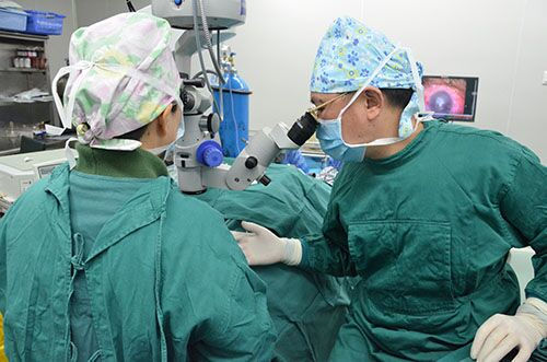 角膜移植手术的过程及步骤