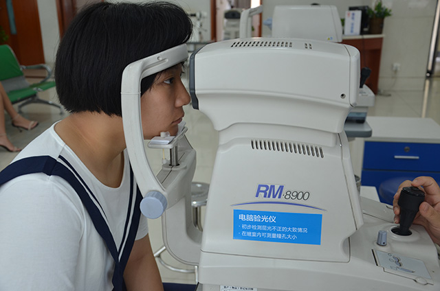 四川高考理科状元戴角膜塑形镜2年,近视0增长